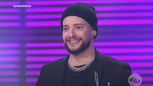 Qué vamos a hacer con la nariz?”: jurado de 'Yo me llamo' debate por el  físico del imitador de Maluma - Semana