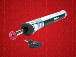 The grip itself is a large oversized rectangular fat grip that helps golfers who like to use the claw style putting grip with their hands and fingers when they putt. Superstroke Countercore Putter Grip Golf Monthly Tech 50 2018 19