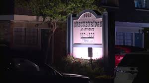 Amazing windows & doors has 59 employees and is ranked 2nd among it's top 10 competitors. Disturbance Call Turns Deadly In Deputy Involved Shooting In Metairie