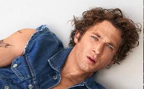 Katie Holmes Mengenang Kejadian Konyol di Broadway: Lupa Dialog di Our Town 