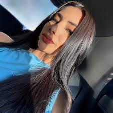 Geraldine Álvarez (@geraldinealvarezdiaz)