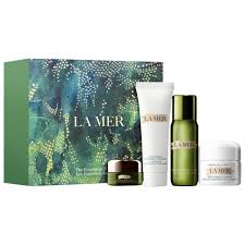 La Mer Essentials Set | Cosmopolitan Shop