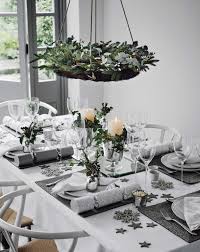 Beautiful Ways To Decorate Your Christmas Table Christmas Interiors Christmas Table Christmas Dinner Table