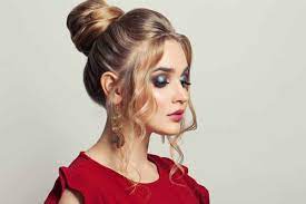 Red lip and neutral eye in 2019 | eyeshadow makeup, beauty. What Color Eyeshadow With A Red Dress 5 Suggestions With Pictures Stylecheer Com