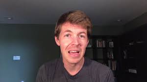 It's the Friday Five with Chris Bergman! Chris talks to us from New York  City about his experience switching from consulting into private equity.  Prior to earning his MBA, Chris was a