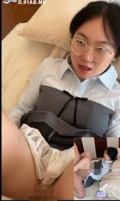 91超骚眼镜妹-茗茗-粉丝专属定制寄来的阳具前后攻穴（5V,290M） | 聚合7区- 人人为我论坛- Powered by PHPWind