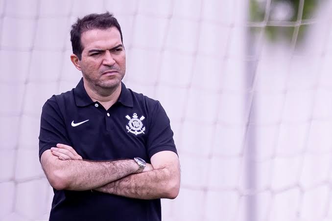 Corinthians encaminha saída de goleiro para o futebol italiano!