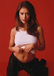 Wystąpiła również w odcinku caught in the act serialu po tamtej stronie (the outer limits) jako hannah valesic. Alyssa Milano Alyssa Milano Photo Biography