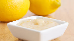 diy lip balm with lemons