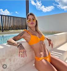 Aug 16, 2021 · maria andrejczyk, polish silver medalist in olympics javelin throw, who is also a devout catholic, has announced her decision to sell the medal in auction to raise money for the heart surgery of polish boy, who is undergoing treatment in the united states. Brasilian Olimpic Skater Girl Ig Leticiabufoni 9gag