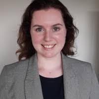 Dana Mackay's Instagram, Twitter & Facebook