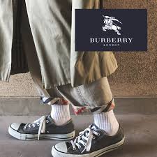 burberry london バーバリーロンドン チノパン フリマアプリ ラクマ バーバリー チノ 古着女子