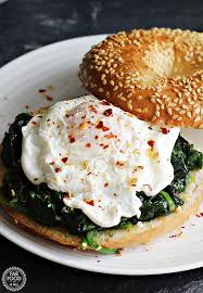 Quick Poached Egg Garlic Spinach Bagel A Fabulously Tasty And Healthy Breakfa Egg Recipes For Breakfast Spinach And Eggs Breakfast Brunch Casserole Recipes