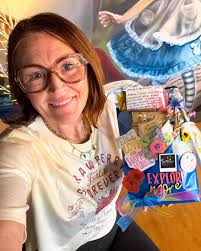 Tome Books & Novelteas added a...