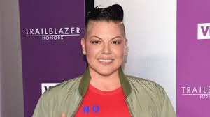 Callie first appeared in season 2 and didn't leave until 10 seasons later! Grey S Anatomy Star Sara Ramirez Comes Out As Non Binary Entertainment Tonight
