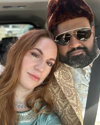 𝔸𝕞𝕒𝕟𝕕𝕒 ℕ𝕒𝕤𝕖𝕖𝕞