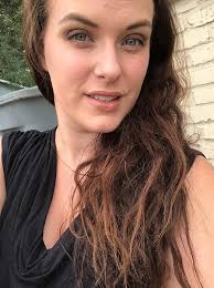 The Beauty in My Mess: Stories of Truth, Transparencies and Triumphs: Long,  Dr. S Nicole, Brissi, Kayla, McKinney, Tae, Lopez, Holly M, Germaine,  Cristin, Robinson, Akua T.J.: 9781642543001: Amazon.com: Books