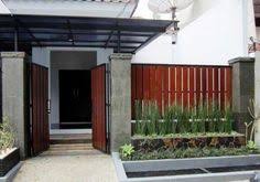 Jika kamu memiliki lahan yang terbatas, coba contek gambar pagar minimalis yang memukau ini. 36 Model Desain Pagar Kayu Minimalis Modern Ideas Fence Design Gate Design Wood Fence Design