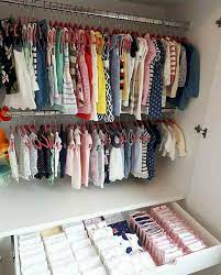 Öncelikle çalışan ve bir çocuk annesi biri olarak ev işini külfet değil, şükür sebebi olarak görmenizi tavsiye ederim. Ev Duzenleme Fikirleri Icin Ilham Alacaginiz 12 Ornek Dekordiyon Ev Duzenleme Duzenleme Fikirleri Yatak Odasi Dolap Duzenleme