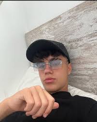 Tracy Araujo's Instagram, Twitter & Facebook