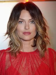 Neu frisuren ab 50 rundes gesicht. Frisuren Fur Runde Gesichter