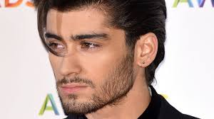 حكايات عن زين مالك قد تعرفها للمرة الأولى 14 صورة تفشي أسراره Zayn Malik Hairstyle Hairstyles Zayn Cool Mens Haircuts