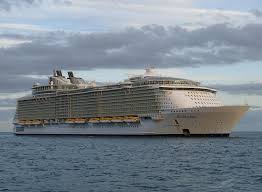 The allure of the seas was completed in 2010 and refurbished in 2015. Allure Of The Seas Passenger Cruise Ship Details And Current Position Imo 9383948 Mmsi 311020700 Vesselfinder