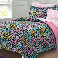 From laundry by shelli segal, this comforter mini set features: My Room Neon Leopard Bed Set