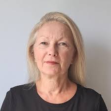 Amazon.co.jp: The Cartoonist Notebook & Sketchbook: Write and Draw Jokes :  O'Neill, Ryan, Valente, Catherine, Valente, Catherine: 洋書