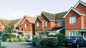 🚨 "OCTOBER DEADLINE!" 𝐴𝑛𝑑𝑦 𝐵𝑢𝑟𝑛ℎ𝑎𝑚 has announced a new £40 rule  change affecting households with driveways – and homeowners have only weeks  left to act. 😱👇