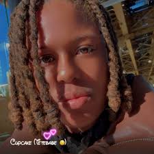 Scotty debuts baby bump at the Baddies USA premiere. awww, so cute! 😍🥰🖤  CC