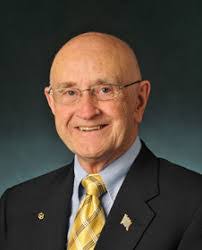 Jeremy Loos's Instagram, Twitter & Facebook