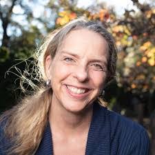 Sydney Crawley's Instagram, Twitter & Facebook