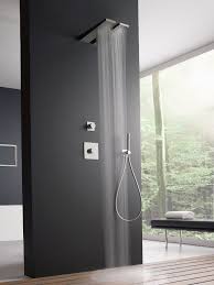 Wall Mounted 1 Spray Steel Overhead Shower 100 By Zazzeri Design Fabrizio Batoni Rubinetterie Steklyannye Dushevye Dizajn Vannoj Dizajn Interera
