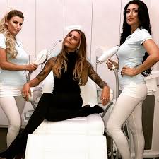 Sophia thomalla till tattoo / sophia thomalla 20 facts about the german actress famousgermans / sie hat sich unter die nadel gelegt und ihren arm mit einem weiteren großen tattoo verzieren lassen. Trennt Sich Sophia Thomalla Von Ihren Tattoos Stern De