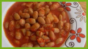 Here, a classic recipe from marcella hazan gets topped with if you can't find fresh cranberry beans at your farmers market or grocery store, you can order them from our friends at rancho gordo: Mediterranean Roman Bean Recipe Cranberry Beans Youtube