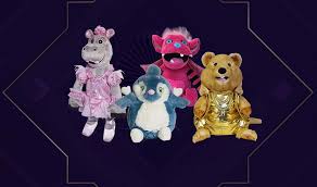 The masked singer is a singing competition guessing game based on the korean format king of mask singer. The Masked Singer Monster Und Co Kuscheltiere Wo Kann Man Sie Kaufen Kino De