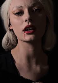 THE COUNTESS 🩸 AHS: Hotel is my favorite season, so when I realized I  could actually cosplay my favorite character, I did it IMMEDIATELY 🤭  [@ladygaga ] (FAKE EVERYTHING, THAT’S LIPGLOSS ON MY CHIN 😭) ...