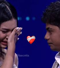 Idol Graduation and Top 5 Welcomes, Vanessa and Piche Shine!