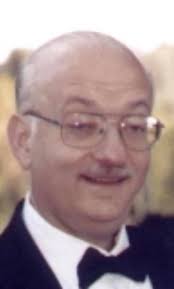 ARTHUR SIMON and KENNETH SIMON Arthur and Kenneth Simon were residents of  Thiells. Arthur, 57, was the Vice President of equities trades at Fred Alger  Management. His son Kenneth, worked 11 floors