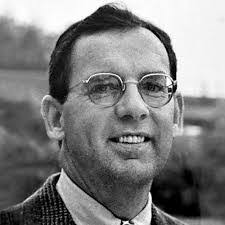 Madison Saunders's Instagram, Twitter & Facebook