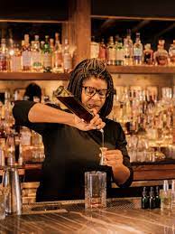 Among The Sober And 'Sober Curious'? Your Bartender - The New York Times