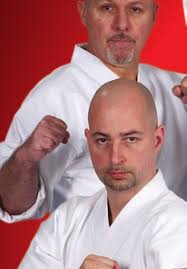 AustrAliA's First Mixed MArtiAl Artist