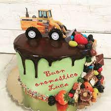 Buon Onomastico Luca Cupcake Cakes Birthday Drip Cake Fun Cupcakes