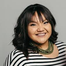 Adri Johnson's Instagram, Twitter & Facebook