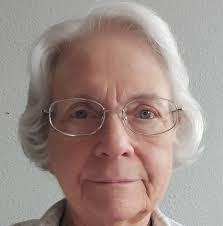 Cheryl Dee's Instagram, Twitter & Facebook