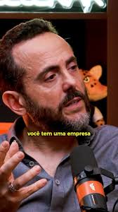 No ar! 🎬🎙️🔥, Mais um episódio do PodAcelerar acaba de ser lançado, e  desta vez com o visionário Isaac Azar, fundador do famoso Paris 6! , Quer  saber como ele transformou um simples bistrô em uma ...