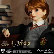 Wizarding World X Super Dollfie ® Hermione & Ron Ball-Jointed Dolls :  r/harrypotter