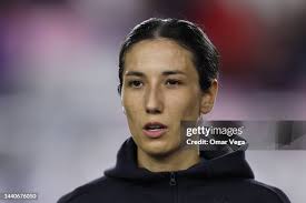 117 fotos e imágenes de alta resolución de Omar Sara