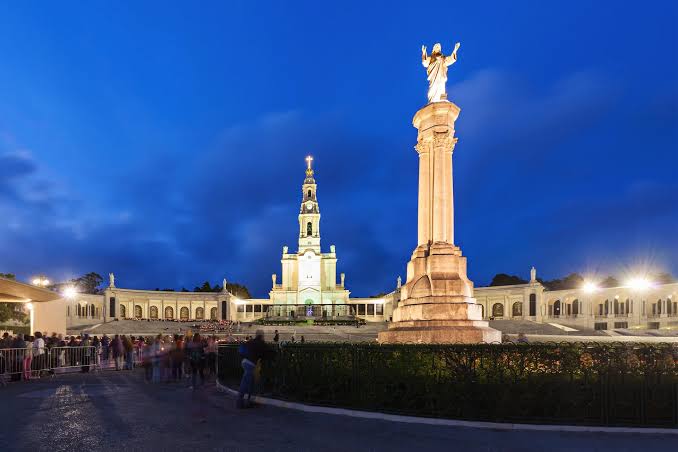 7 Things You Must Do in Fatima (The Ultimate Guide & Itinerary for a Life-Changing Day) - Portugal Magik